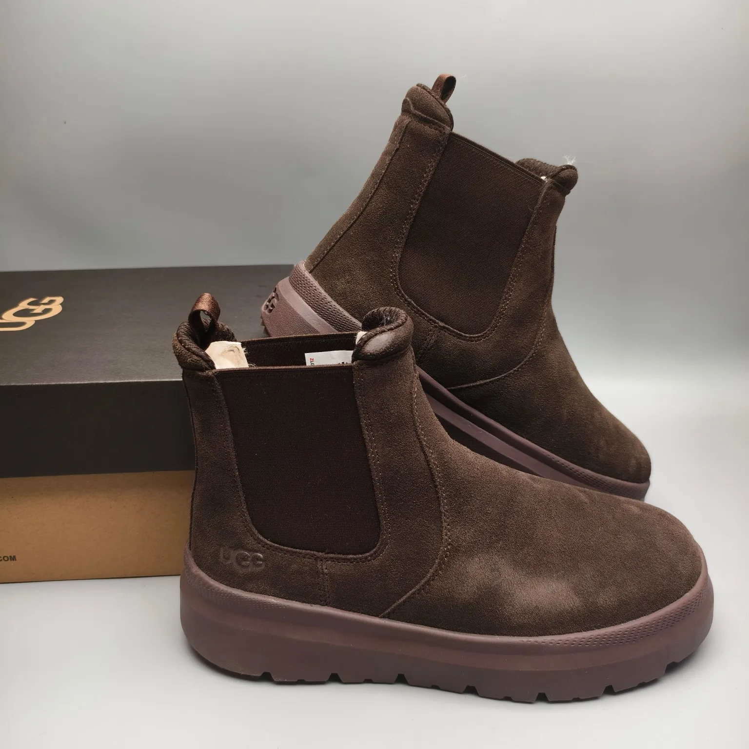 💰600 UGG sheepskin all-in-one snow boots 2050 casual mid-calf boots men's boots color: maroon black chocolate size: 39-45